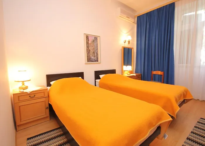 With Wifi - 8582 شقة *